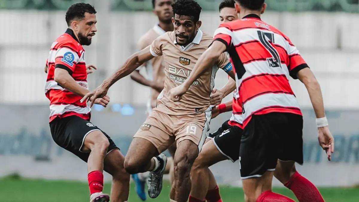 Prediksi Dewa United vs Persijap: Akankah Ada Kejutan dari Sang Kuda Hitam?